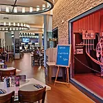 Hey Lou Frankfurt Airport فندق 4*