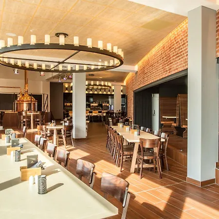 Hey Lou Frankfurt Airport Отель Кельстербах