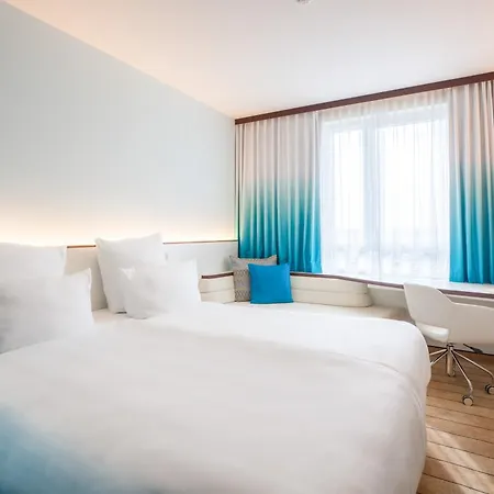 Hotel Hey Lou Frankfurt Airport 4*