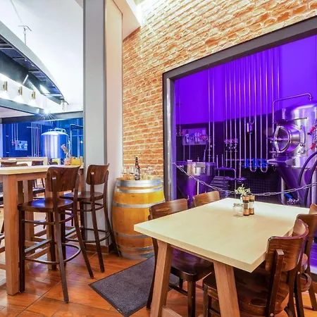 Hey Lou Frankfurt Airport Otel Kelsterbach