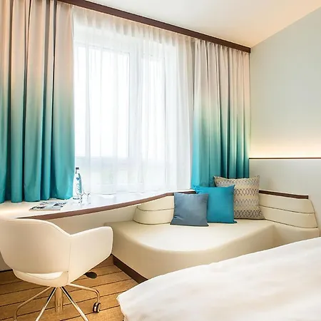 Hotel Hey Lou Frankfurt Airport 4*