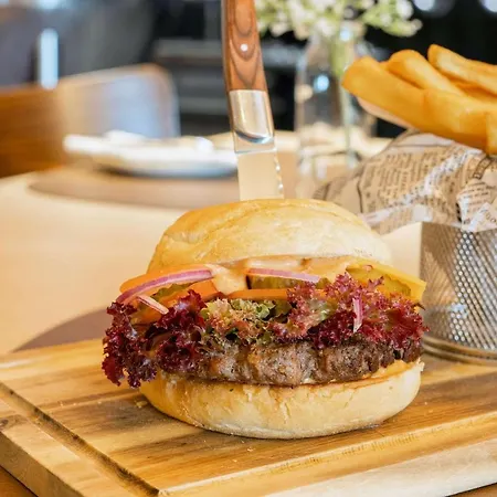 Hotel Hey Lou Frankfurt Airport 4*