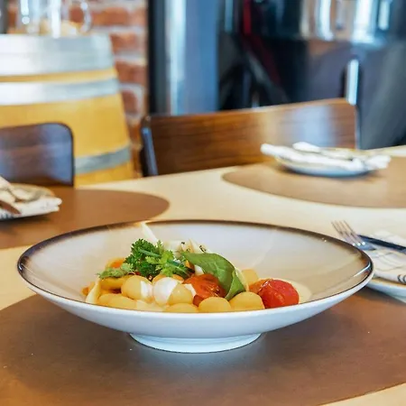 Hey Lou Frankfurt Airport 4*