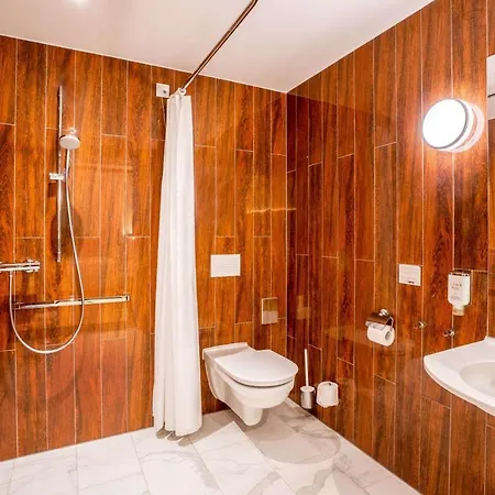 Hey Lou Frankfurt Airport Hotel