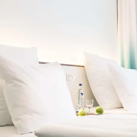 Hey Lou Frankfurt Airport 4* Кельстербах