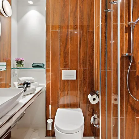 Hotel Hey Lou Frankfurt Airport 3*