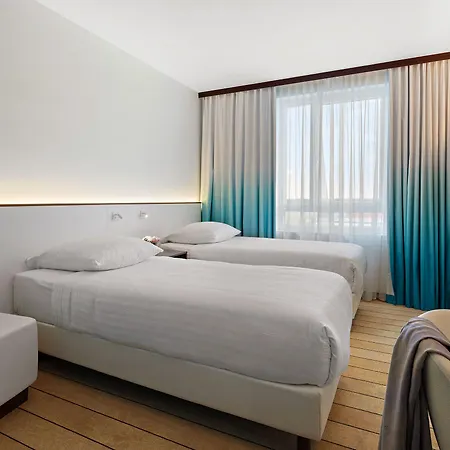 Hotel Hey Lou Frankfurt Airport