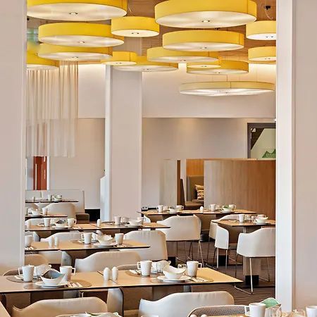 Otel Hey Lou Frankfurt Airport 4*