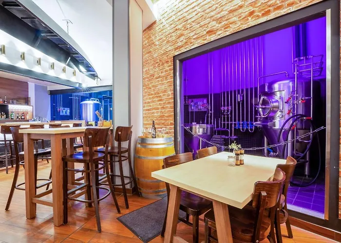 Hey Lou Frankfurt Airport מלון קלסטרבאך