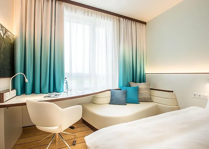 Hotel Hey Lou Frankfurt Airport 4*