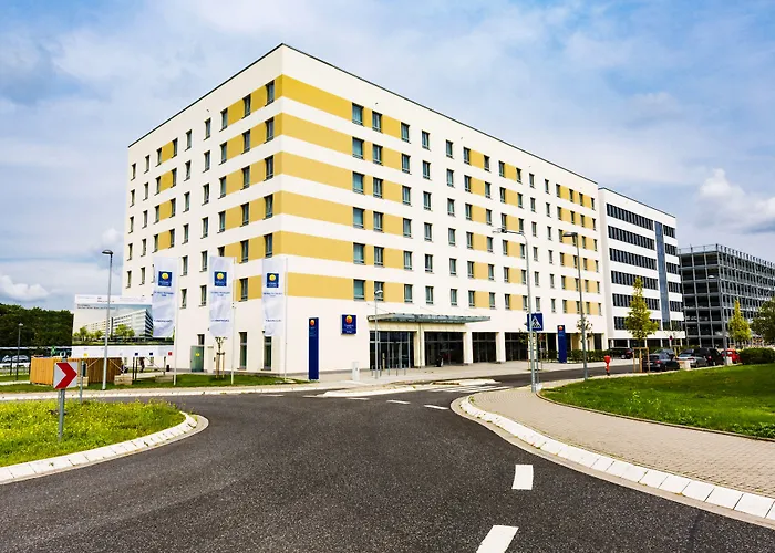 Hey Lou Frankfurt Airport