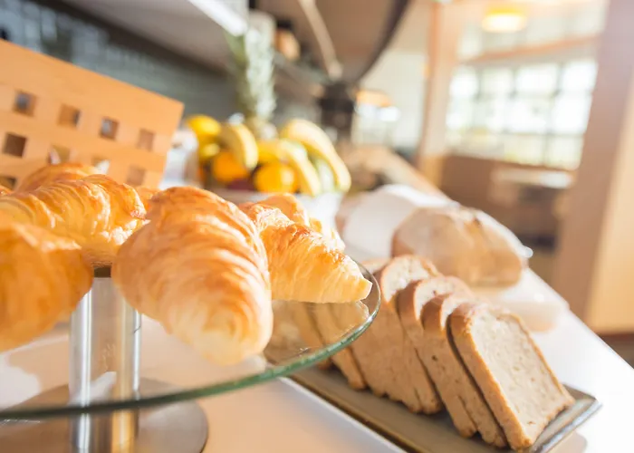 Hey Lou Frankfurt Airport