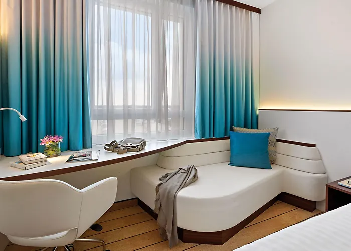 Hey Lou Frankfurt Airport Hotel